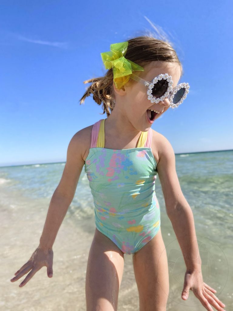 Medium Splish Splash Vinyl Bow - Tropic